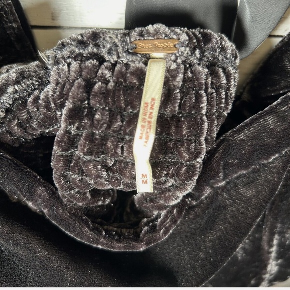 Free People Marie Velvet Open Back Black Crop Top Balloon Puff Sleeve Medium - Picture 10 of 13